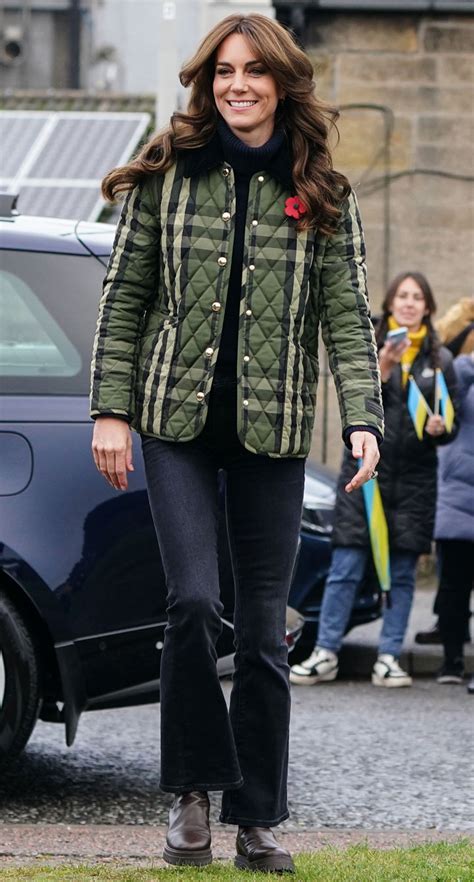 kate middleton burberry coat|breaking news duchess of cambridge.